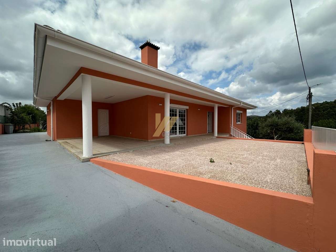 Moradia T3+1 com possibilidade de piscina - Grande imagem: 2/25