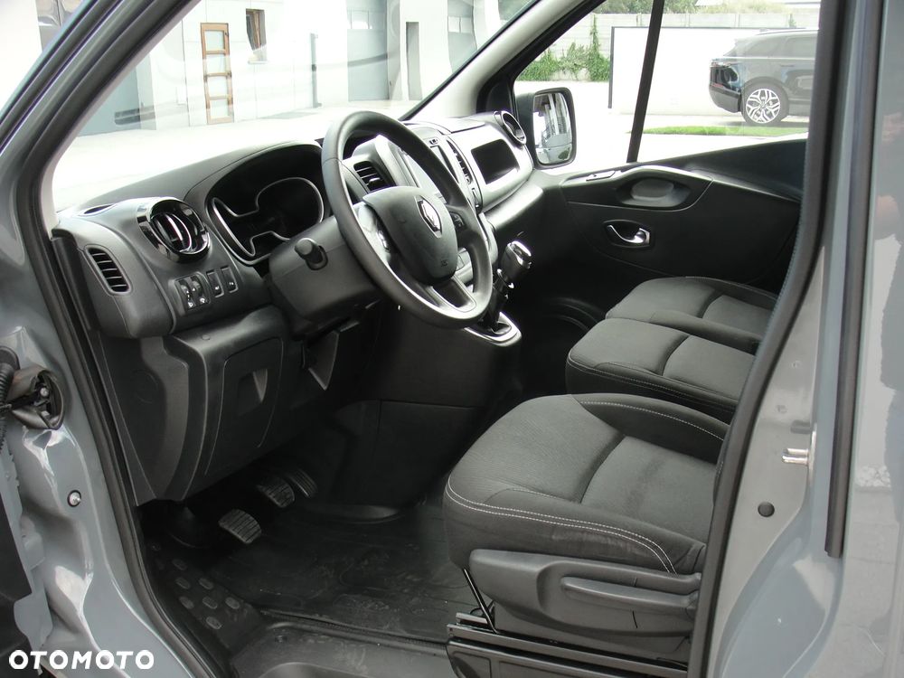 Renault Trafic - 8