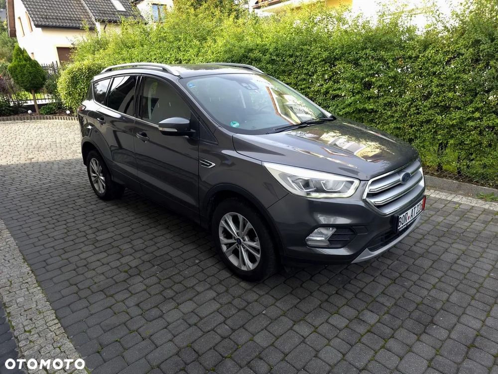 Ford Kuga 2.0 TDCi FWD Titanium - 1