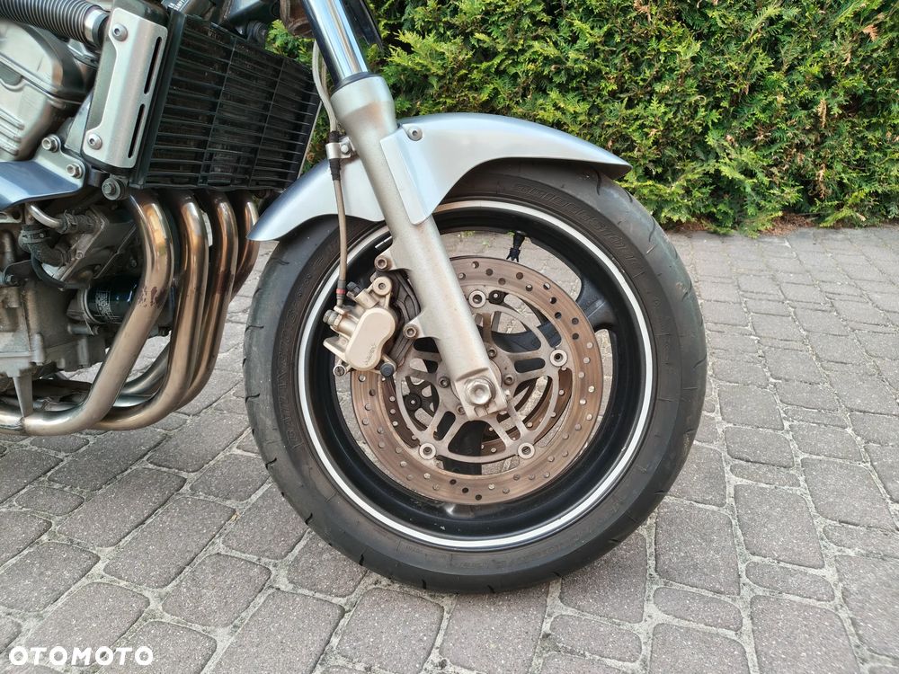 Honda Hornet - 4