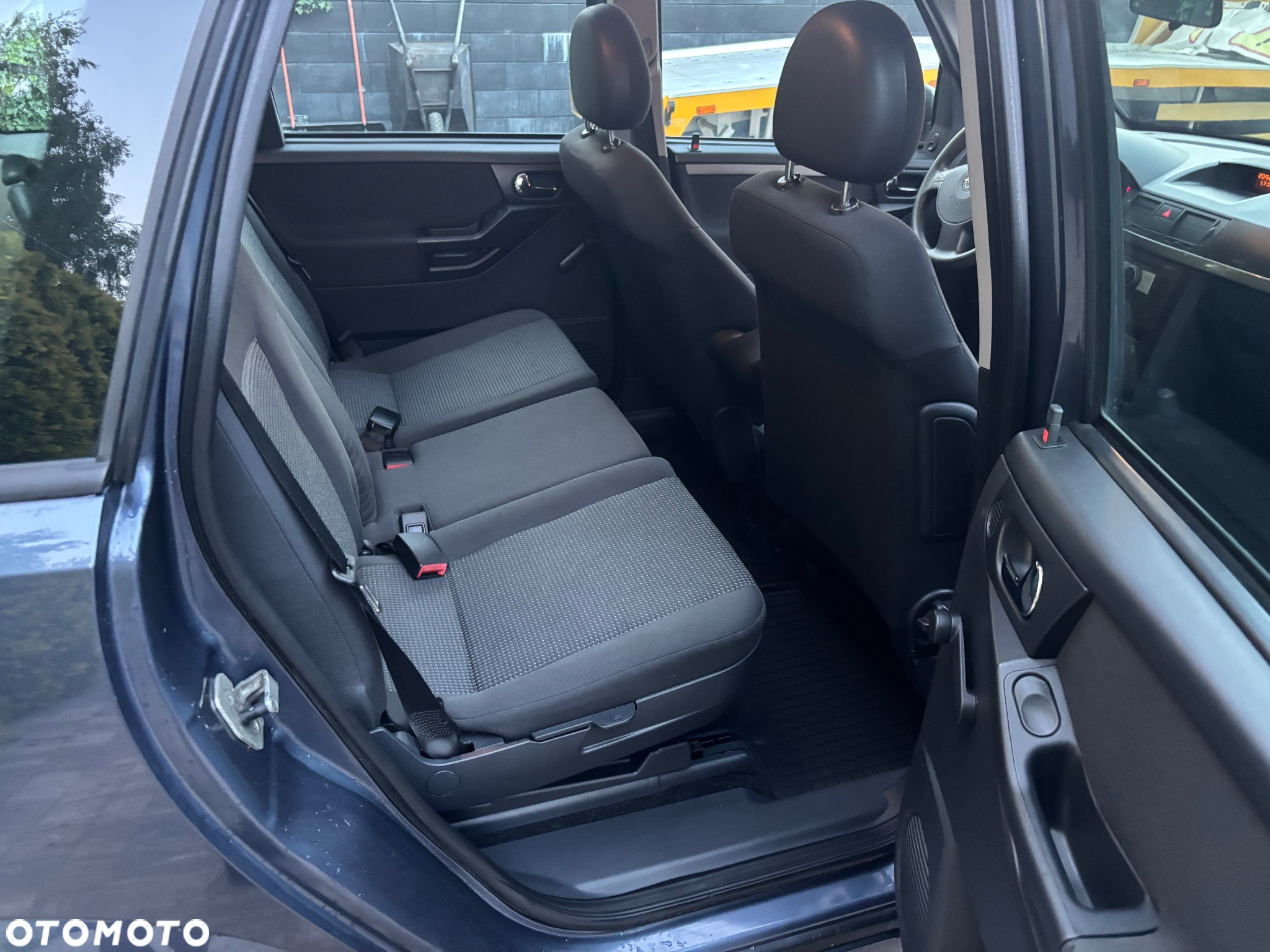 Opel Meriva - 9