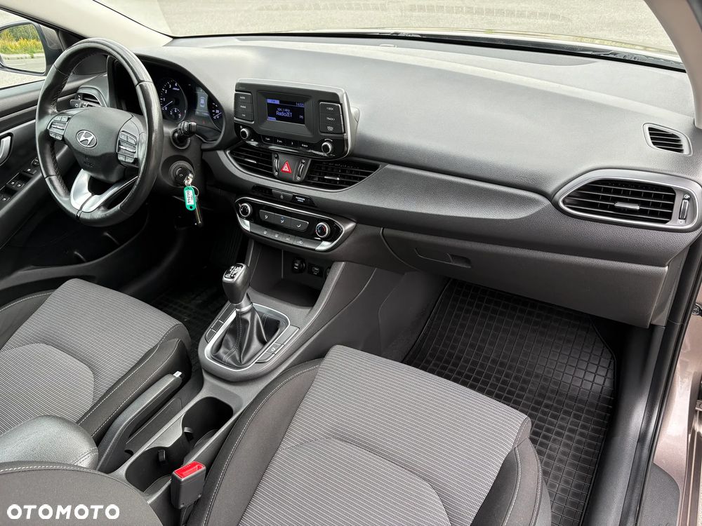 Hyundai i30 1.5 DPI Modern - 14