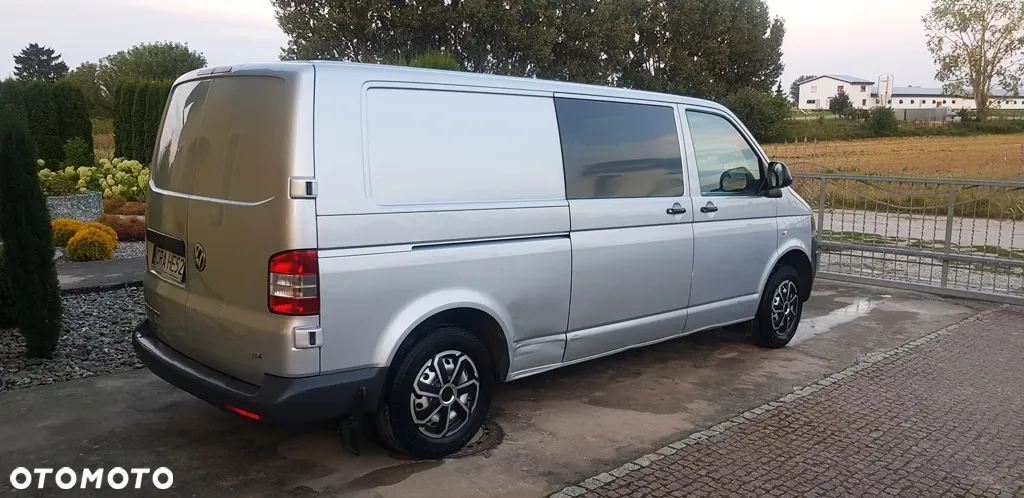 Volkswagen Transporter T5 TDI L2H1 - 6
