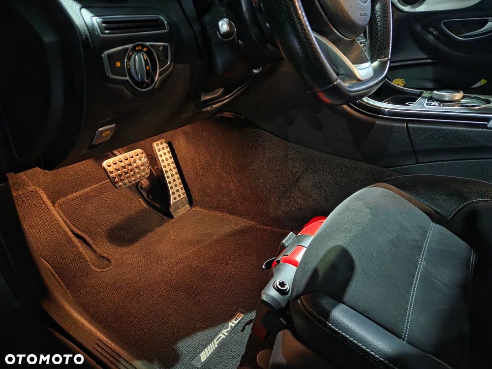 Mercedes-Benz Klasa C 250 d 9G-TRONIC - 11