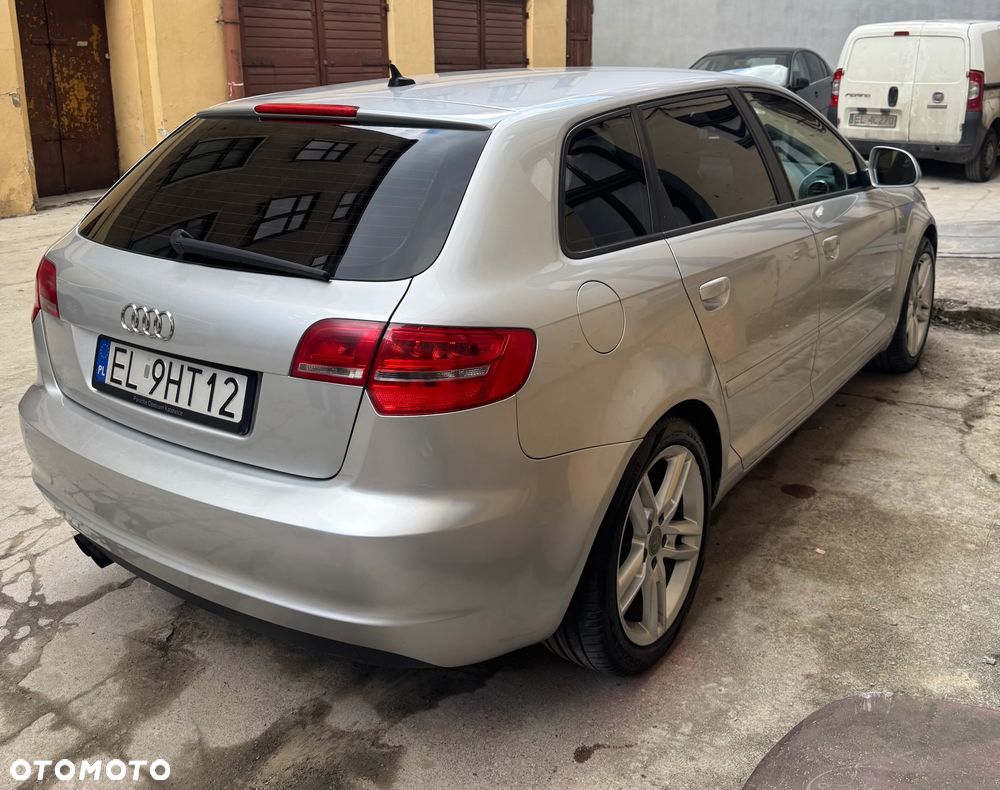 Audi A3 Sportback 2.0 TDI DPF Ambition - 10