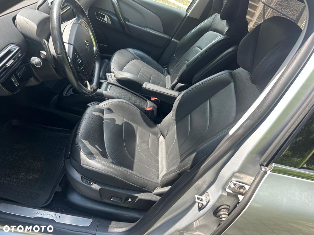 Citroën C4 Picasso - 11