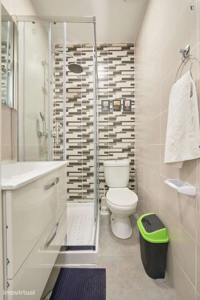 Quarto - localizado em Arroios Lisbon - Grande imagem: 4/33