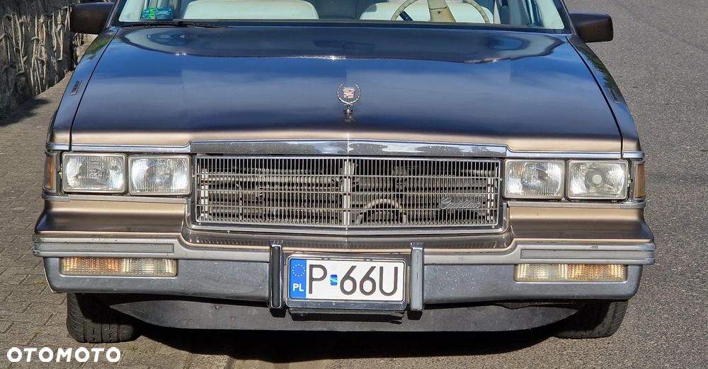 Cadillac Deville - 15