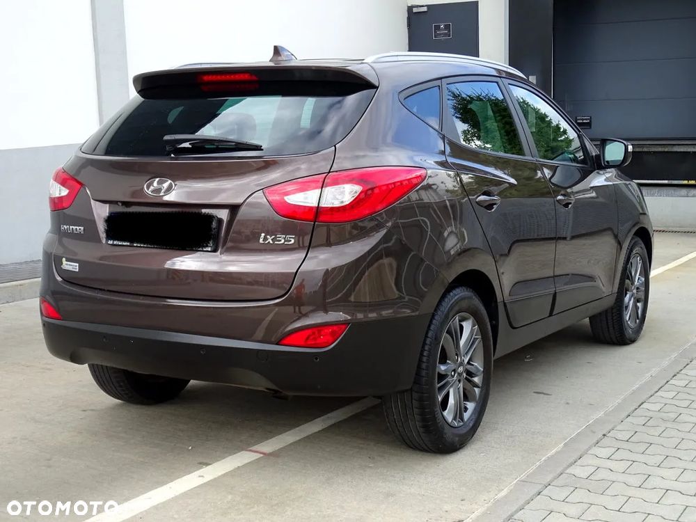 Hyundai ix35 1.6 2WD Fifa World Cup Edition - 6