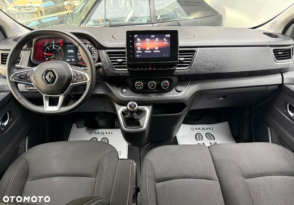 Renault Trafic - 22