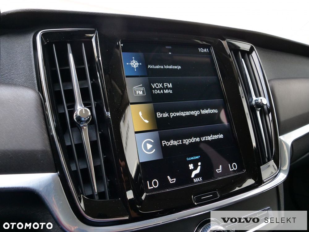 Volvo V90 Cross Country - 22