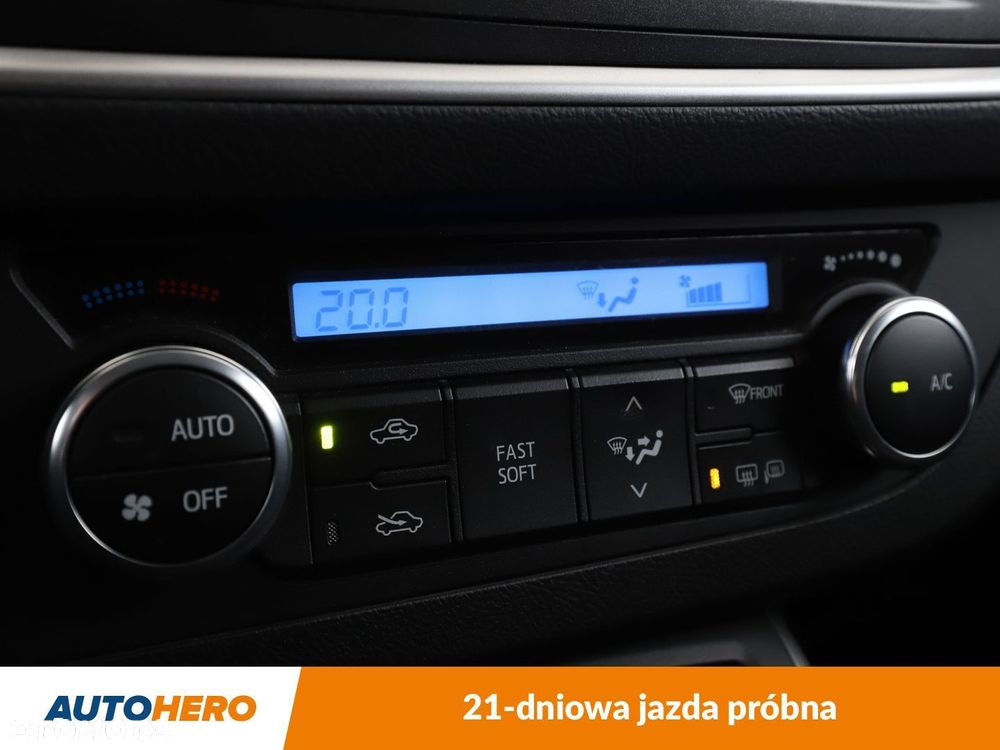 Toyota Auris - 23