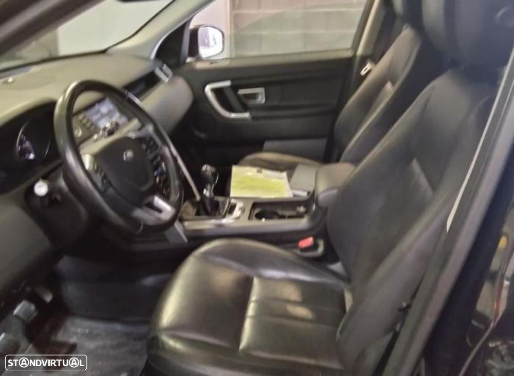 Land Rover Discovery Sport - 3