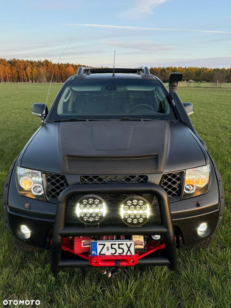 Nissan Navara 2.5 D LE - 10