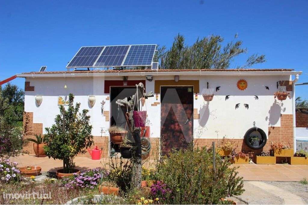 Terreno rústico com 4200m2 e benfeitorias MORADIAS perto de Vila Nova - Grande imagem: 4/33