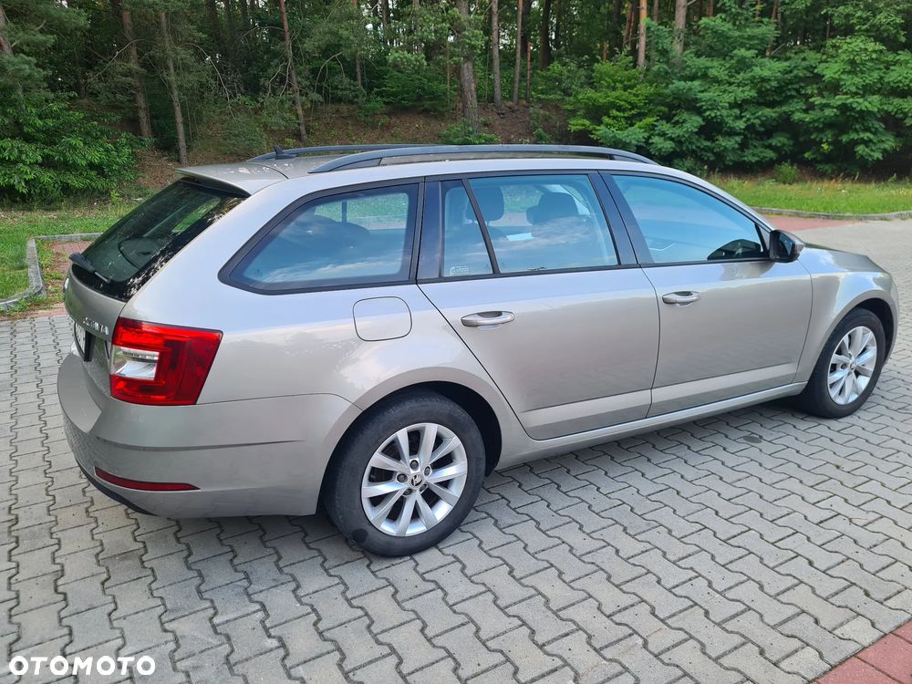 Skoda Octavia 2.0 TDI Ambition - 10