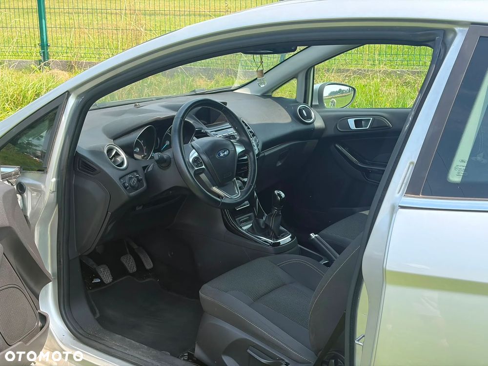 Ford Fiesta - 6