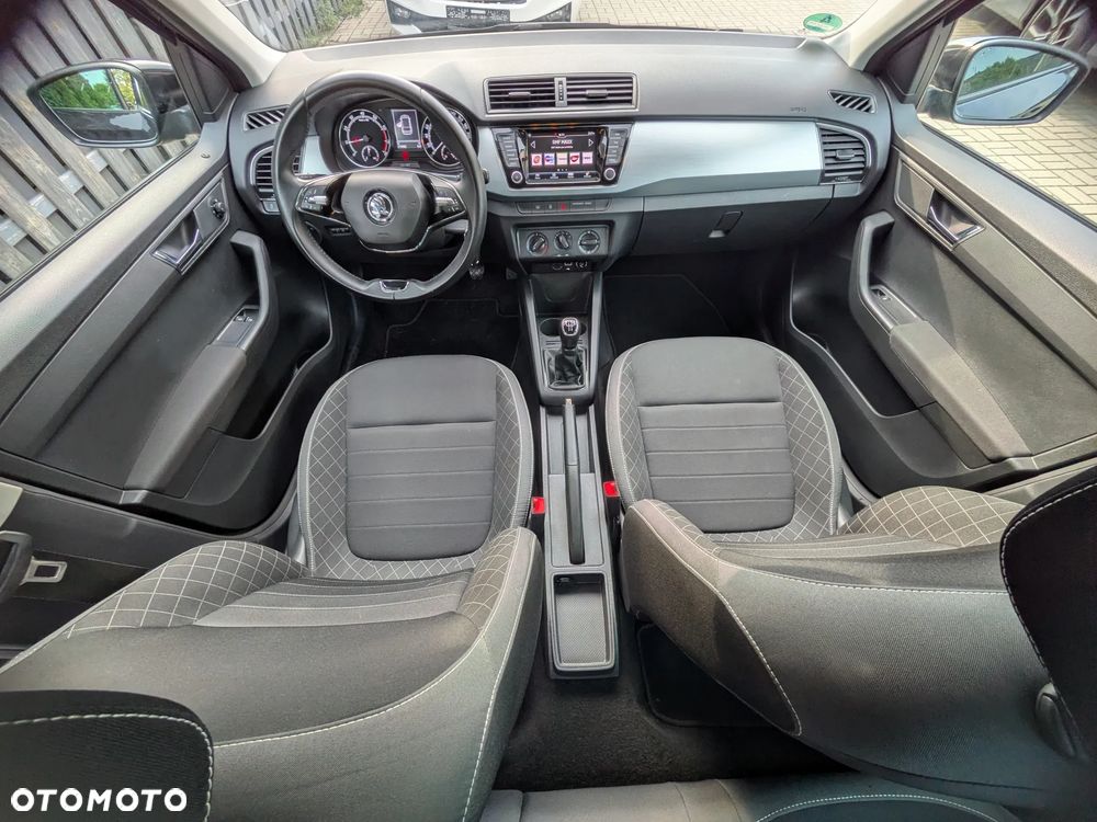 Skoda Fabia - 14