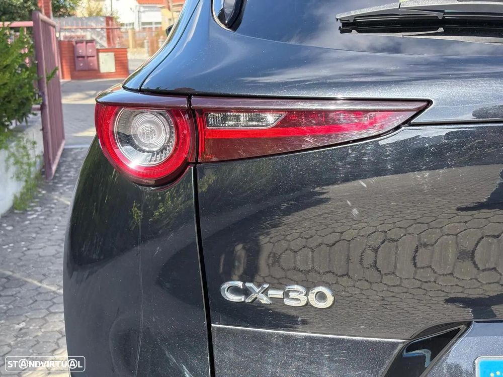 Mazda CX-30 2.0 Sky-G Evolve AT i-Active - 24