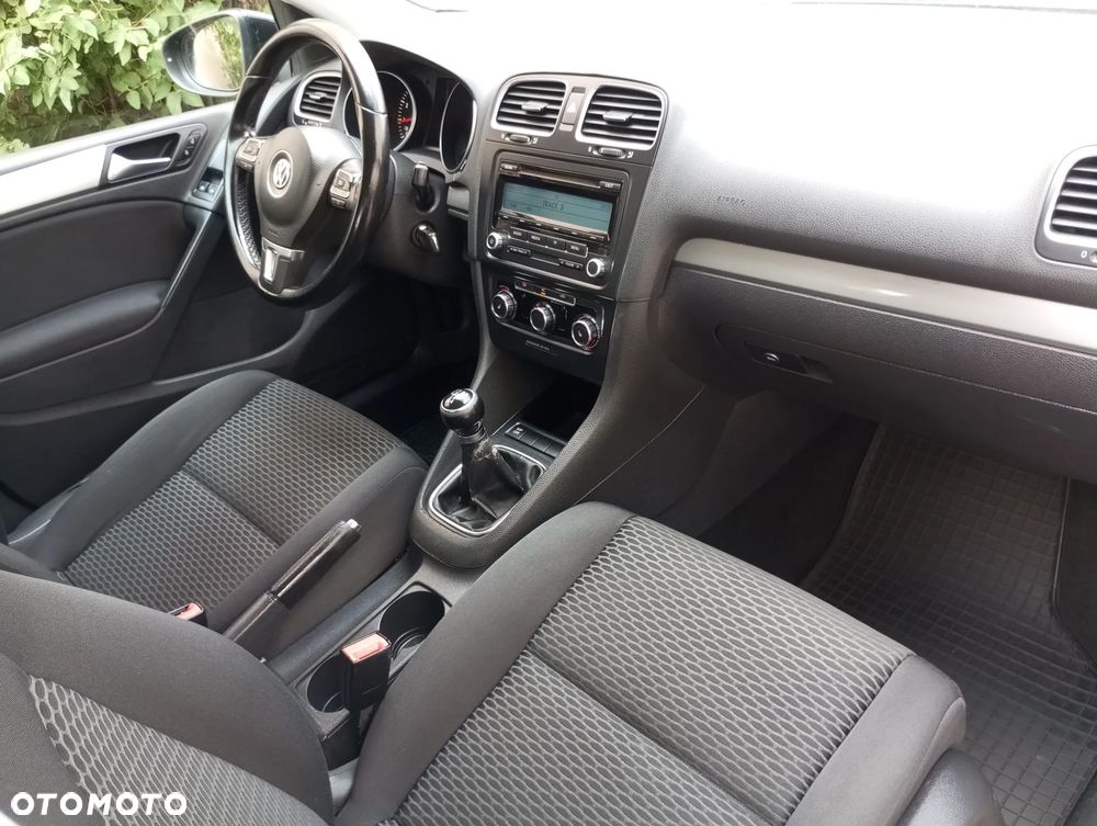 Volkswagen Golf - 5
