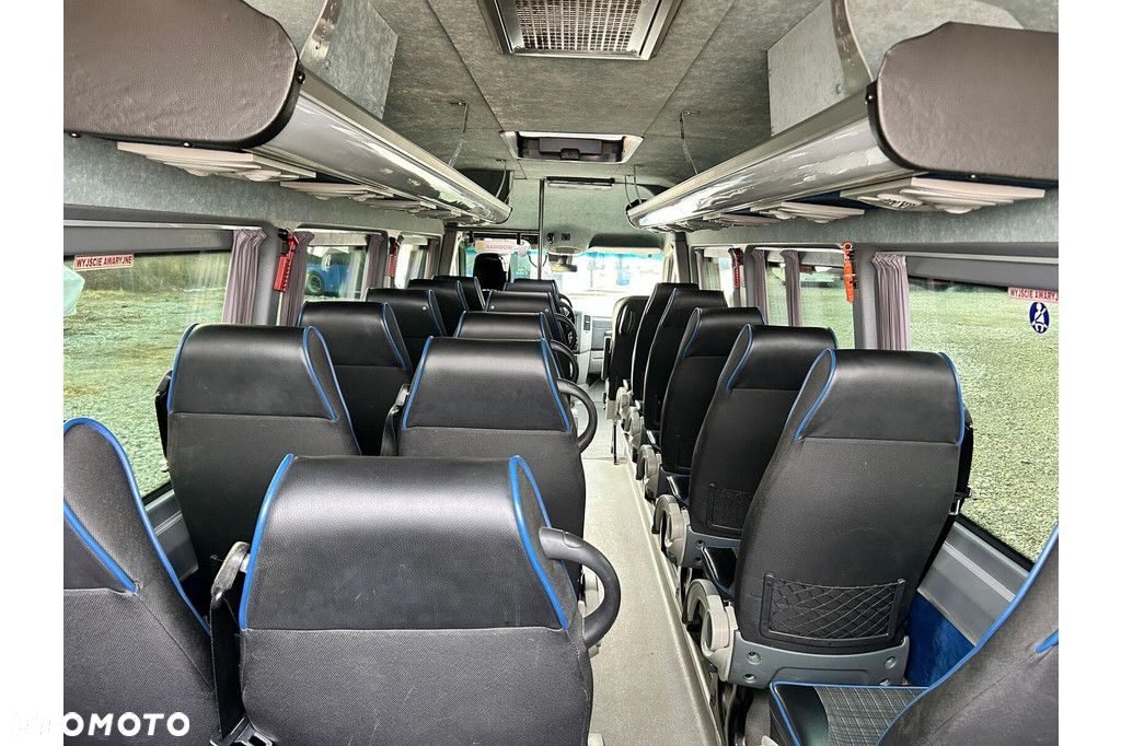 Mercedes-Benz Sprinter 519 - 8