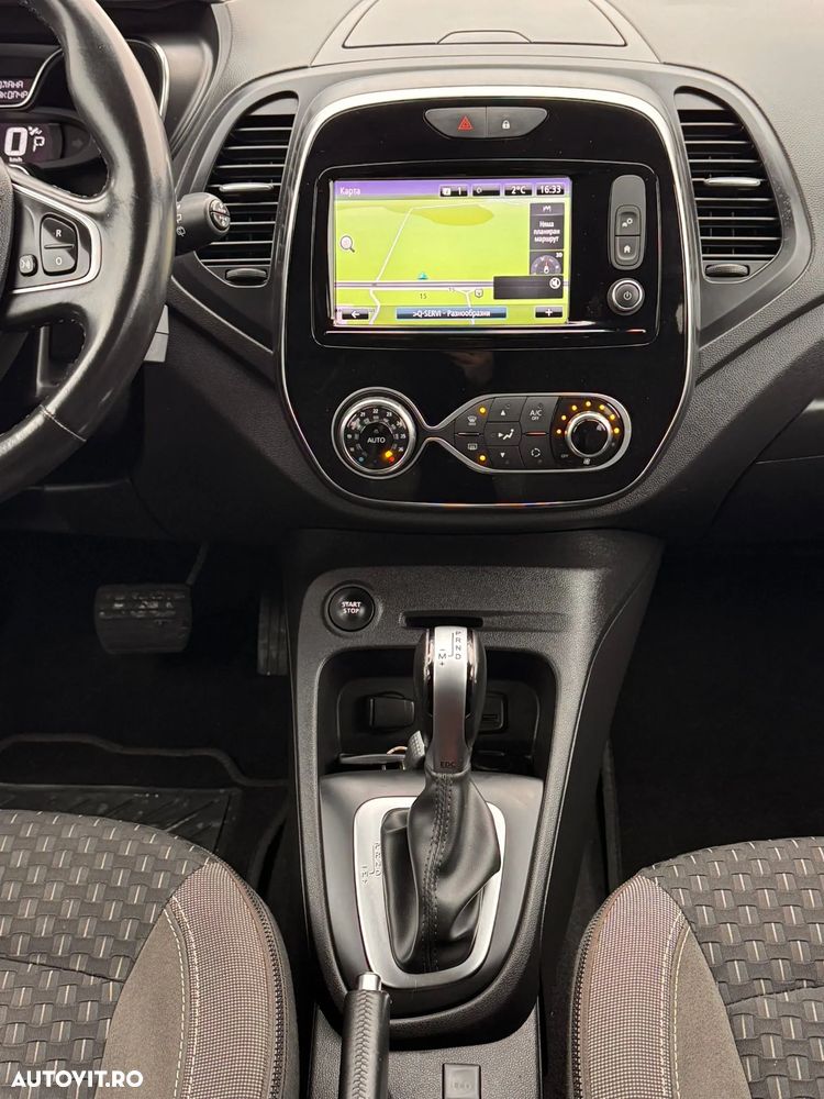 Renault Captur - 11