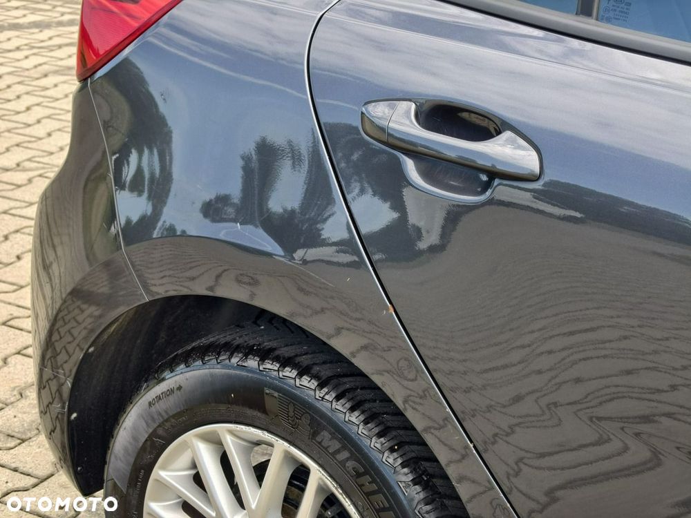 Kia Rio - 20