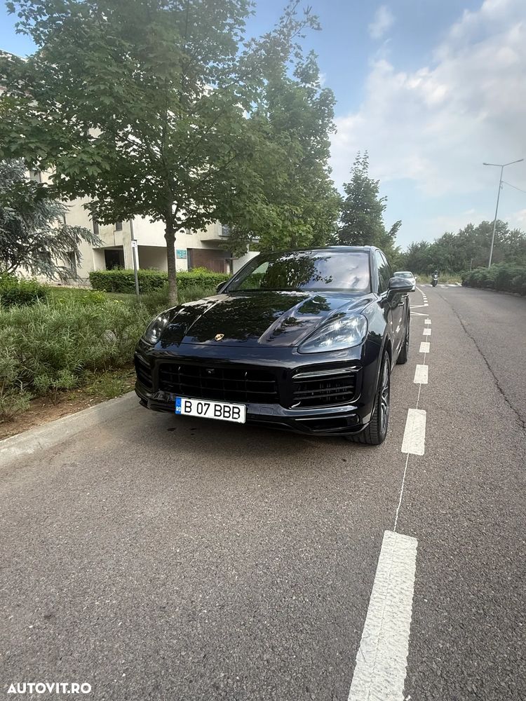 Porsche Cayenne - 2