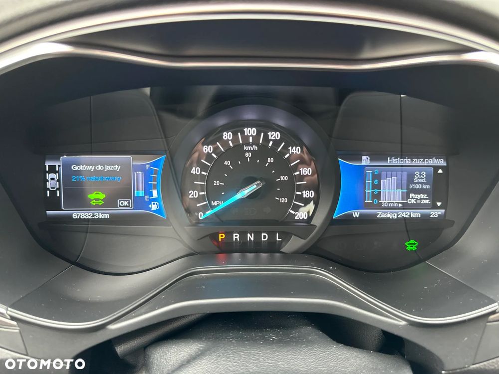 Ford Mondeo 2.0 Hybrid Titanium - 37