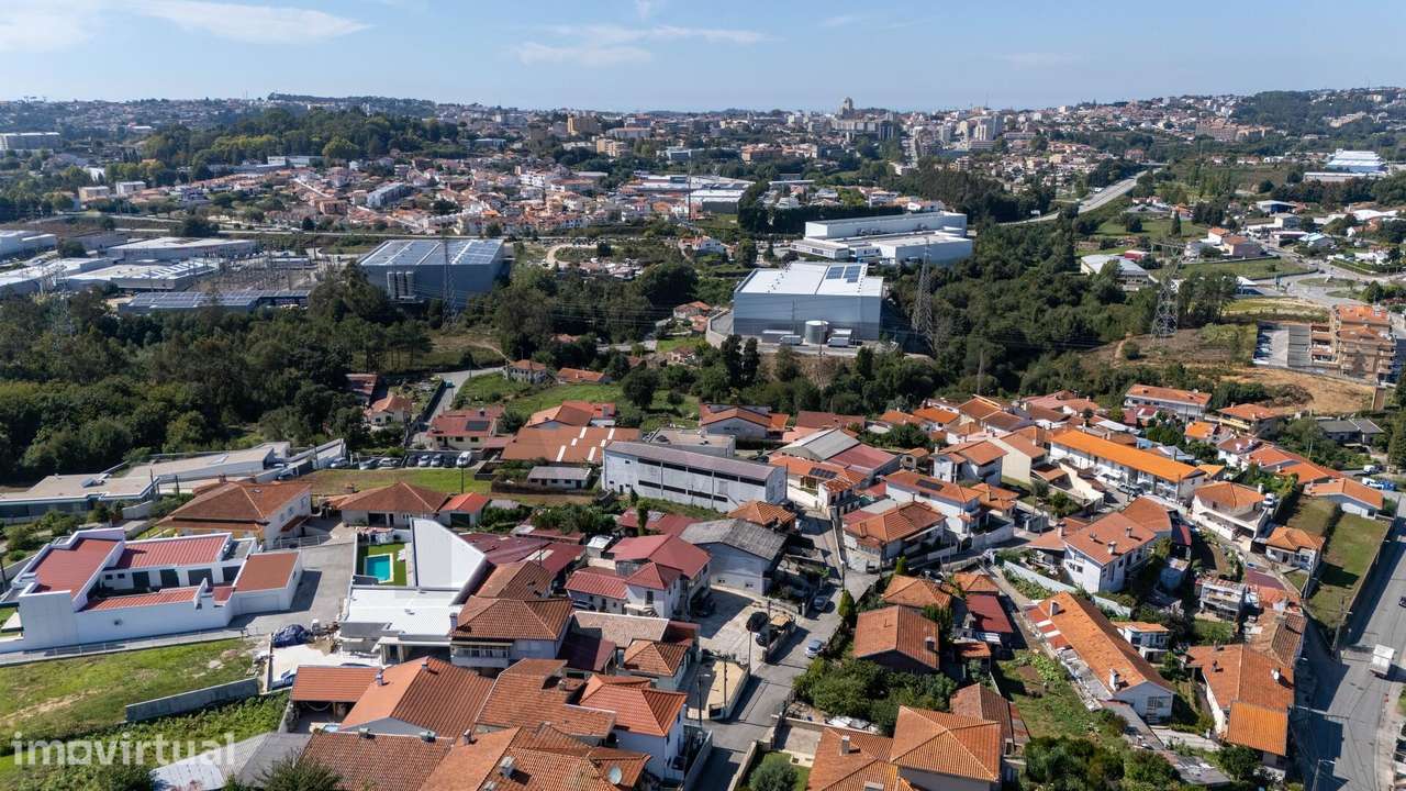 Moradia p/restaurar em São Roque - Grande imagem: 5/18