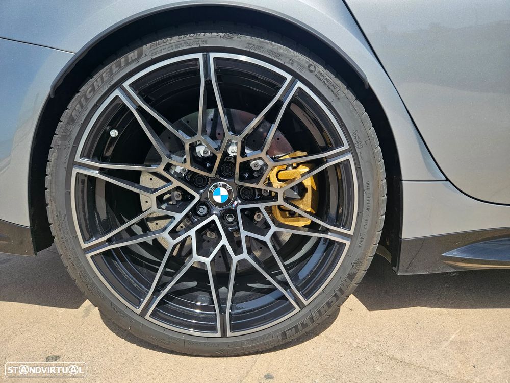 BMW M3 Competition xDrive - 14