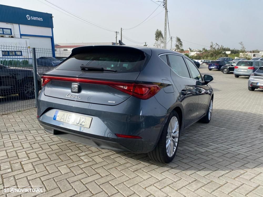 SEAT Leon 1.4 e-Hybrid Xcellence DSG - 4