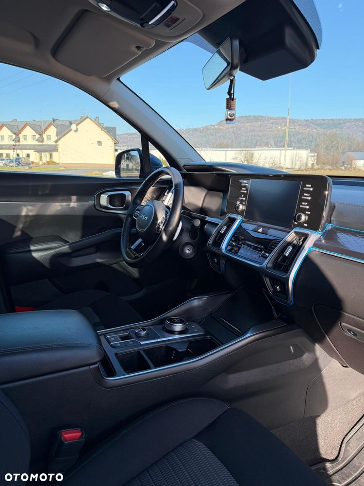 Kia Sorento 1.6 T-GDI HEV L - 10