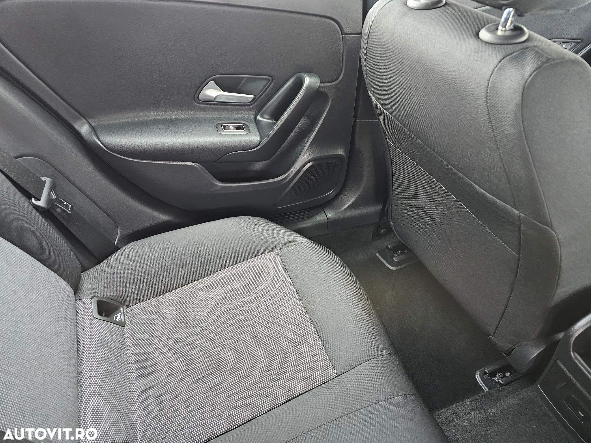 Mercedes-Benz A 180 7G-DCT Advanced Progressive - 13