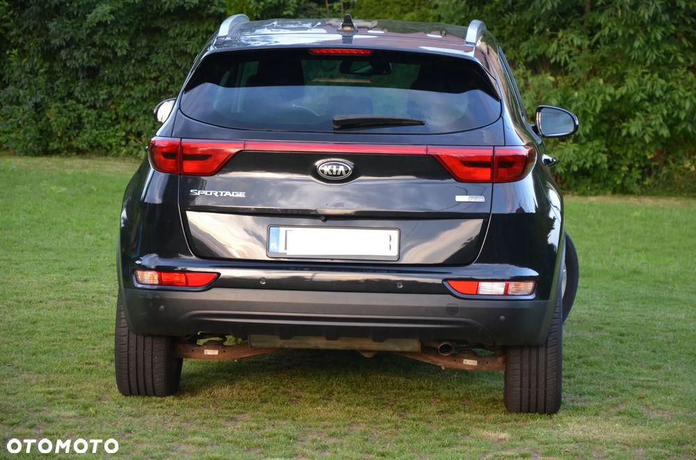 Kia Sportage 1.7 CRDI 2WD ISG Dream-Team Edition - 10