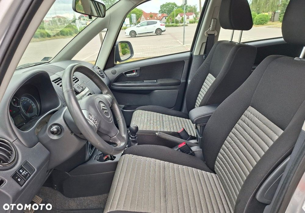 Suzuki SX4 - 19
