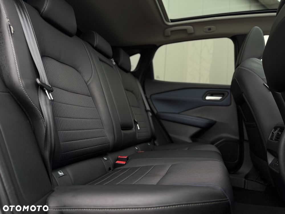Nissan Qashqai 1.3 DIG-T MHEV N-Connecta - 27