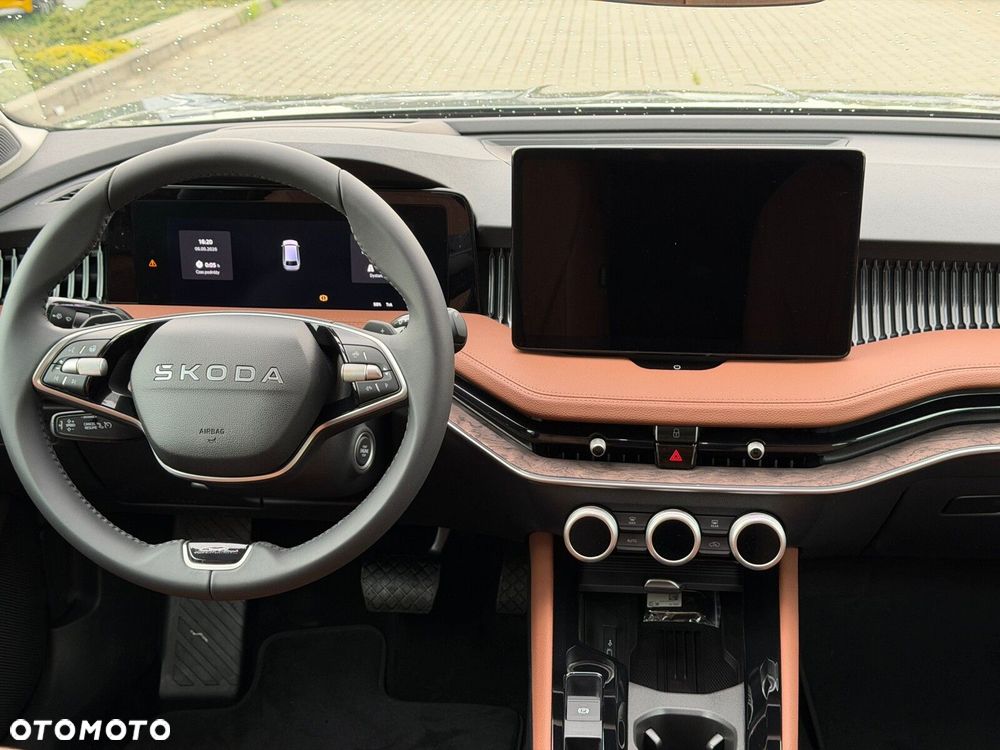 Skoda Superb 2.0 TDI SCR 4x4 L&K DSG - 15