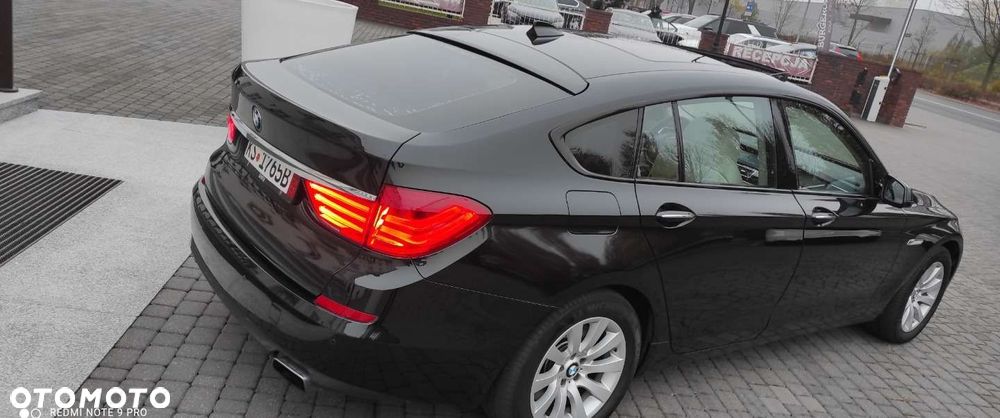 BMW 5GT - 30