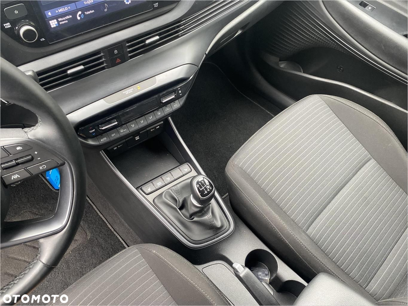Hyundai i20 - 15