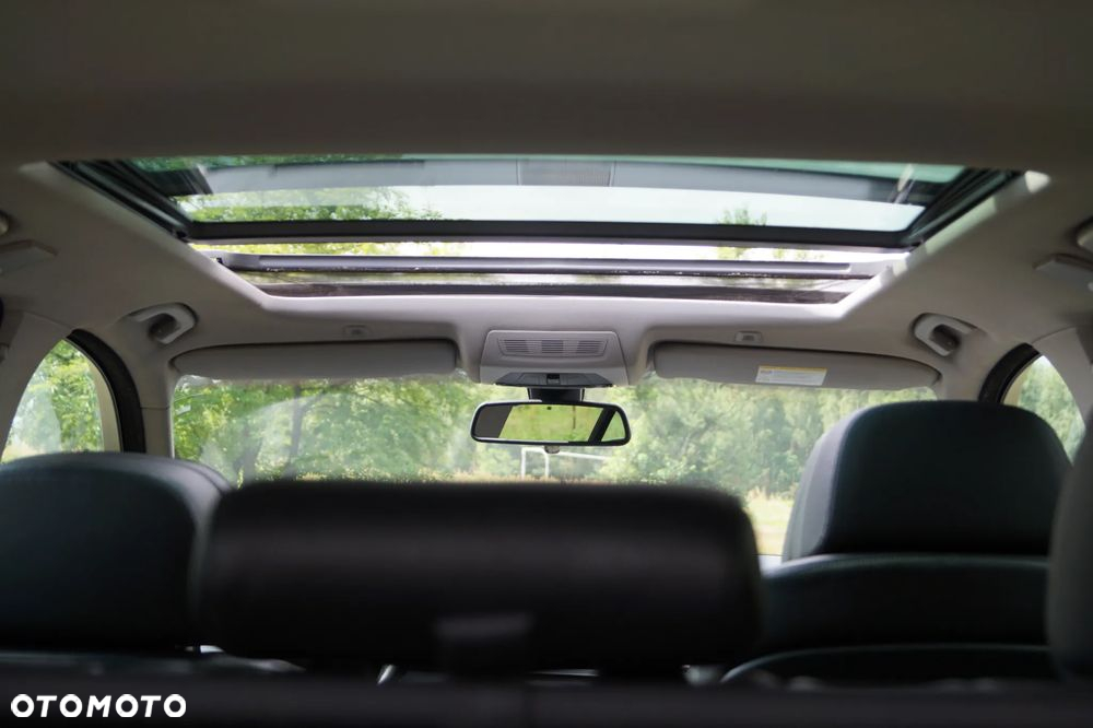 BMW Seria 5 525d xDrive - 24