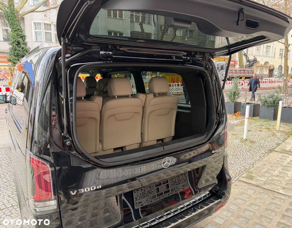 Mercedes-Benz Klasa V 300 d Extralang 9G-TRONIC Edition - 8