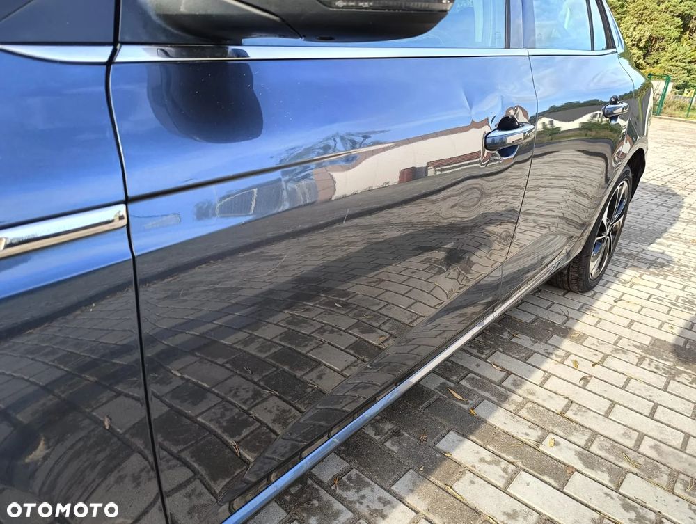 Renault Megane 1.5 dCi Intens EDC - 11