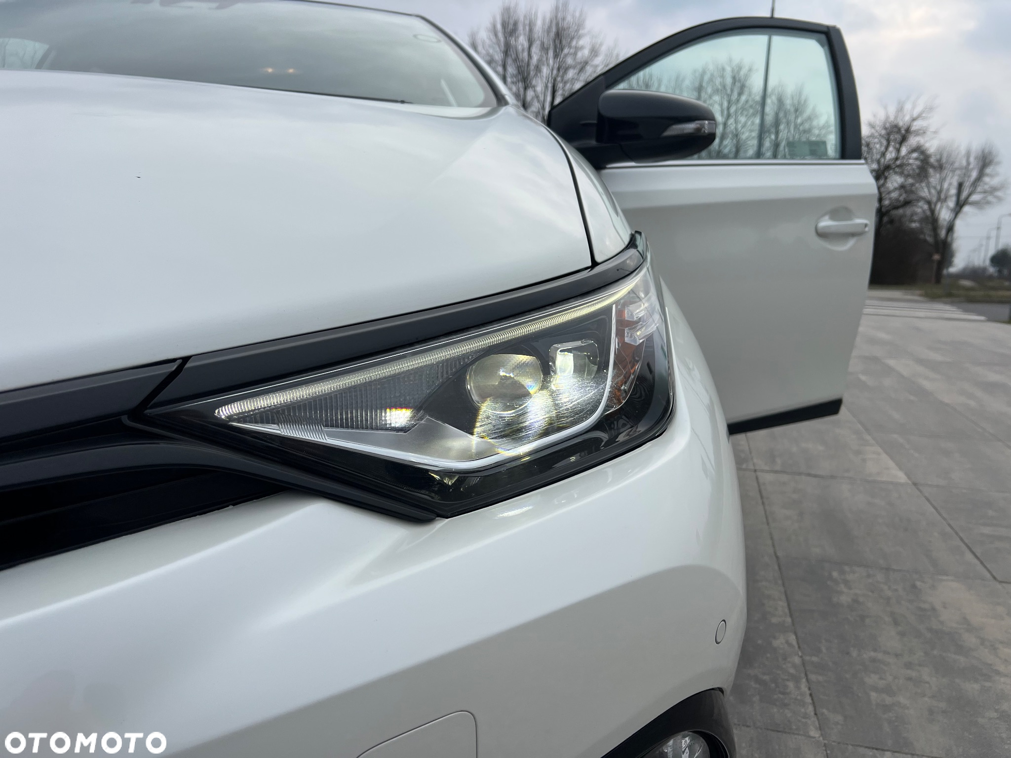 Toyota Auris 1.6 Selection - 18