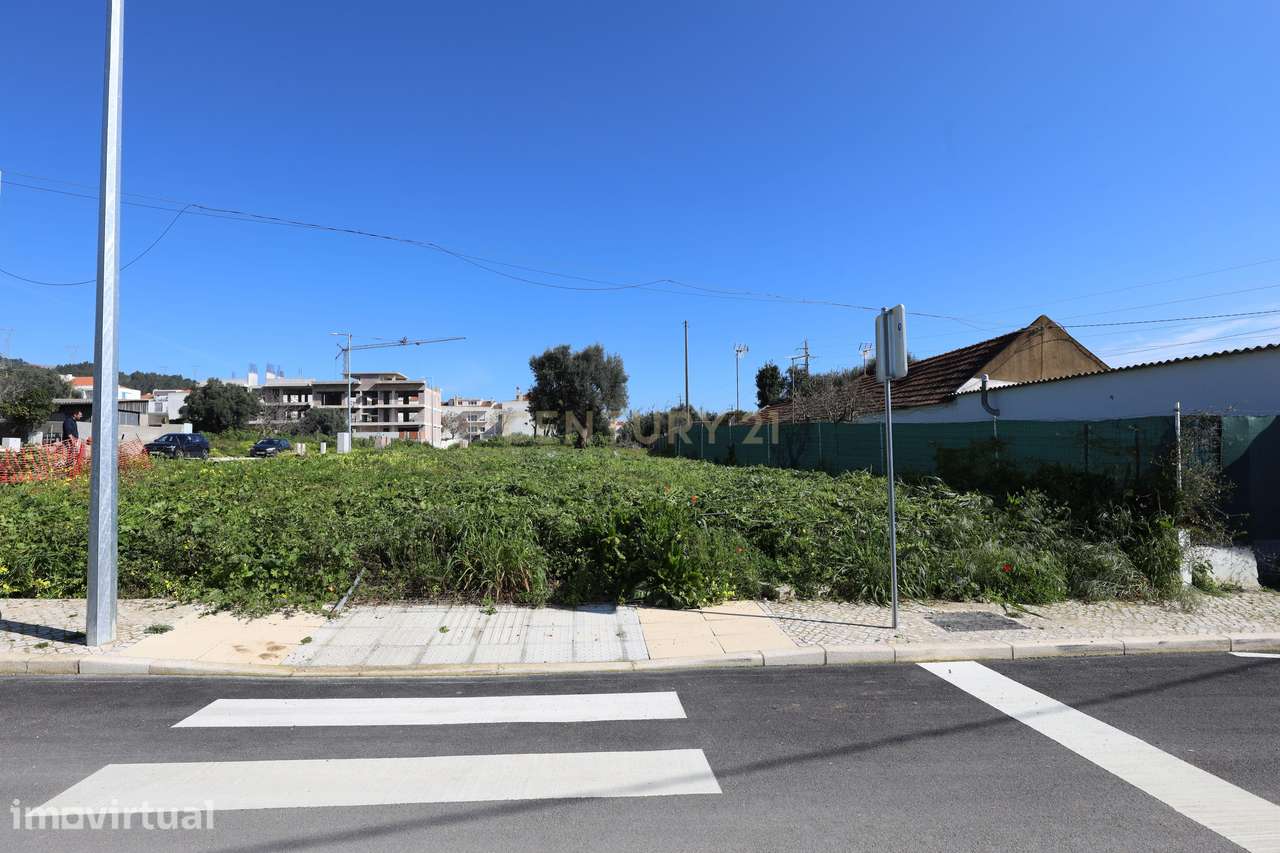 Lote de Terreno Urbano - Grande imagem: 3/7