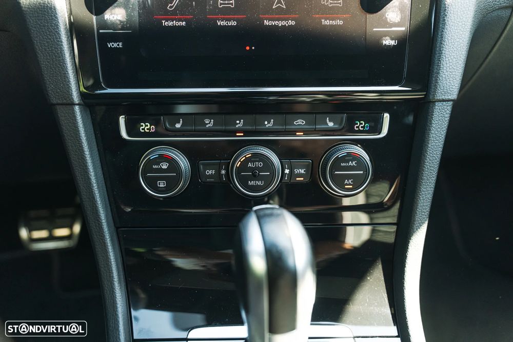 VW Golf GTI 2.0 TSI OPF DSG Performance - 27
