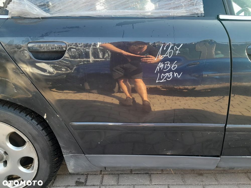 AUDI A4 B6 DRZWI PRAWE TYLNE PRAWY TYŁ KOLOR: LZ9W - 1
