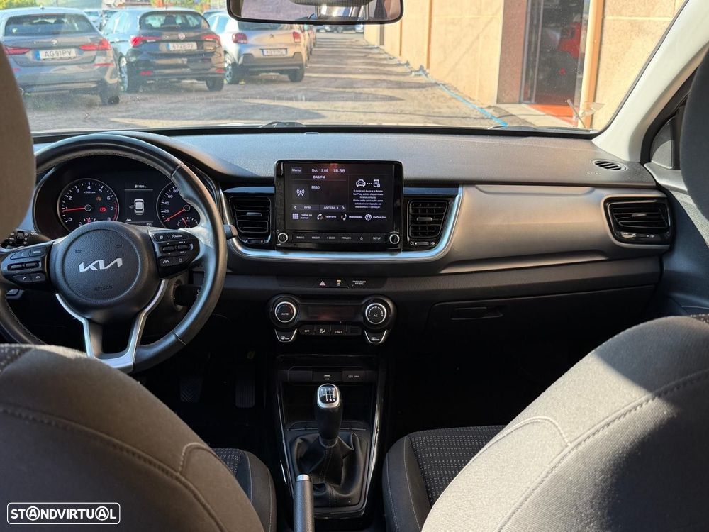 Kia Stonic 1.0 T-GDI Tech - 5