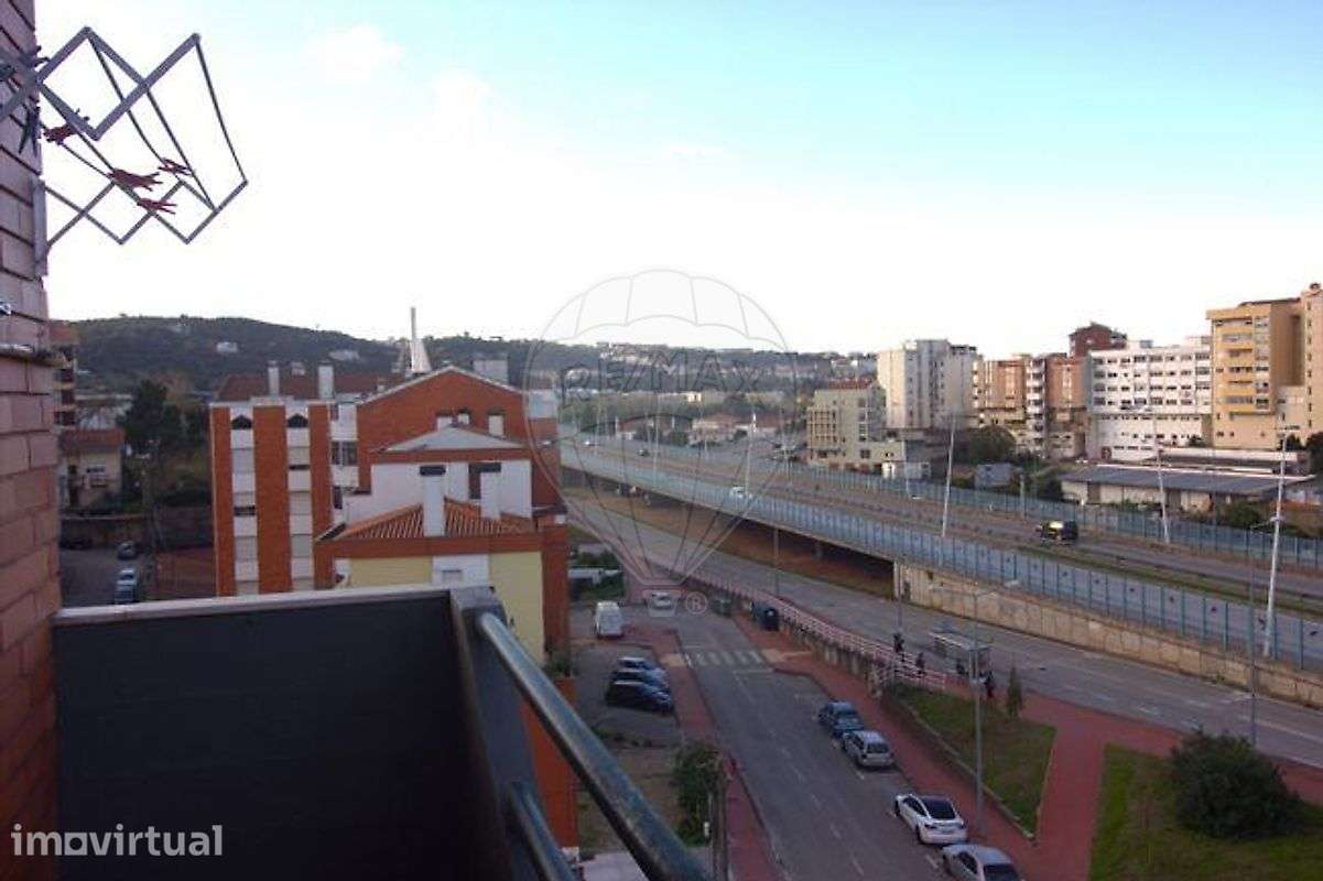 Apartamento T2 para arrendamento - Grande imagem: 4/15