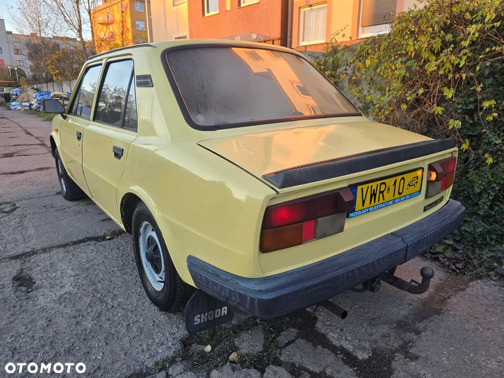 Skoda 105 - 6